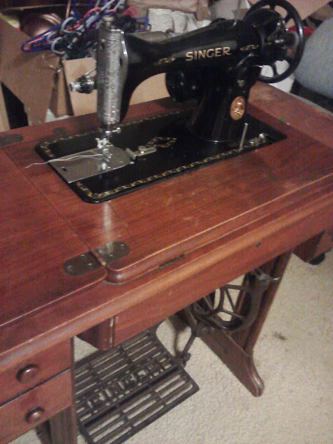 Singer 15 vs. Singer 115 Sewing Machine