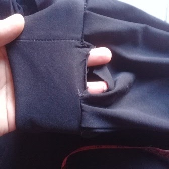 Cara Menambah Karet Pada Ban Pinggang Celana Kulot Bahan Kaos Warna Hitam