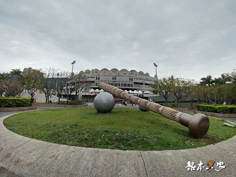 天母棒球場&周邊停車|日本樂天金鷲隊VS桃猿Lamigo|近大葉高島屋、新光三越逛街吃美食超便利