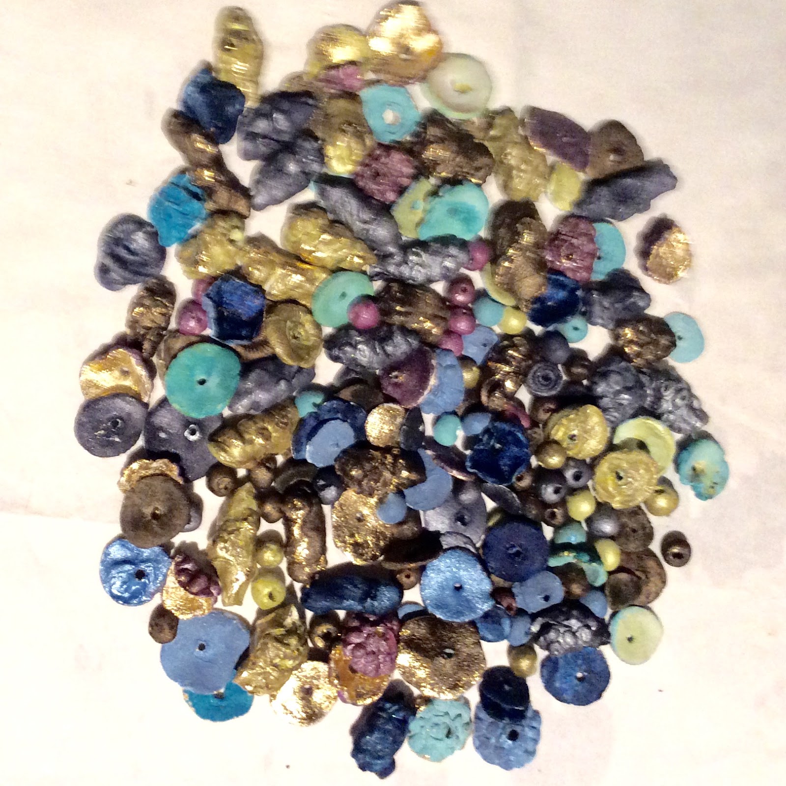 Hilary Bravo paper mâché jewellery