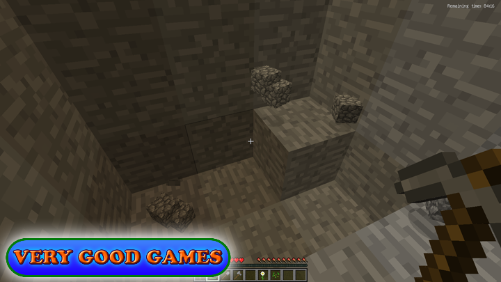 Minecraft game screenshot - digging of a mine
