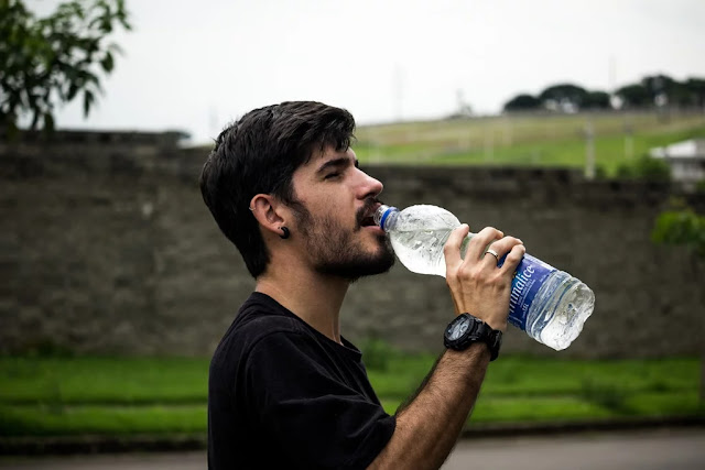 banyak minum air putih banyak minum air putih