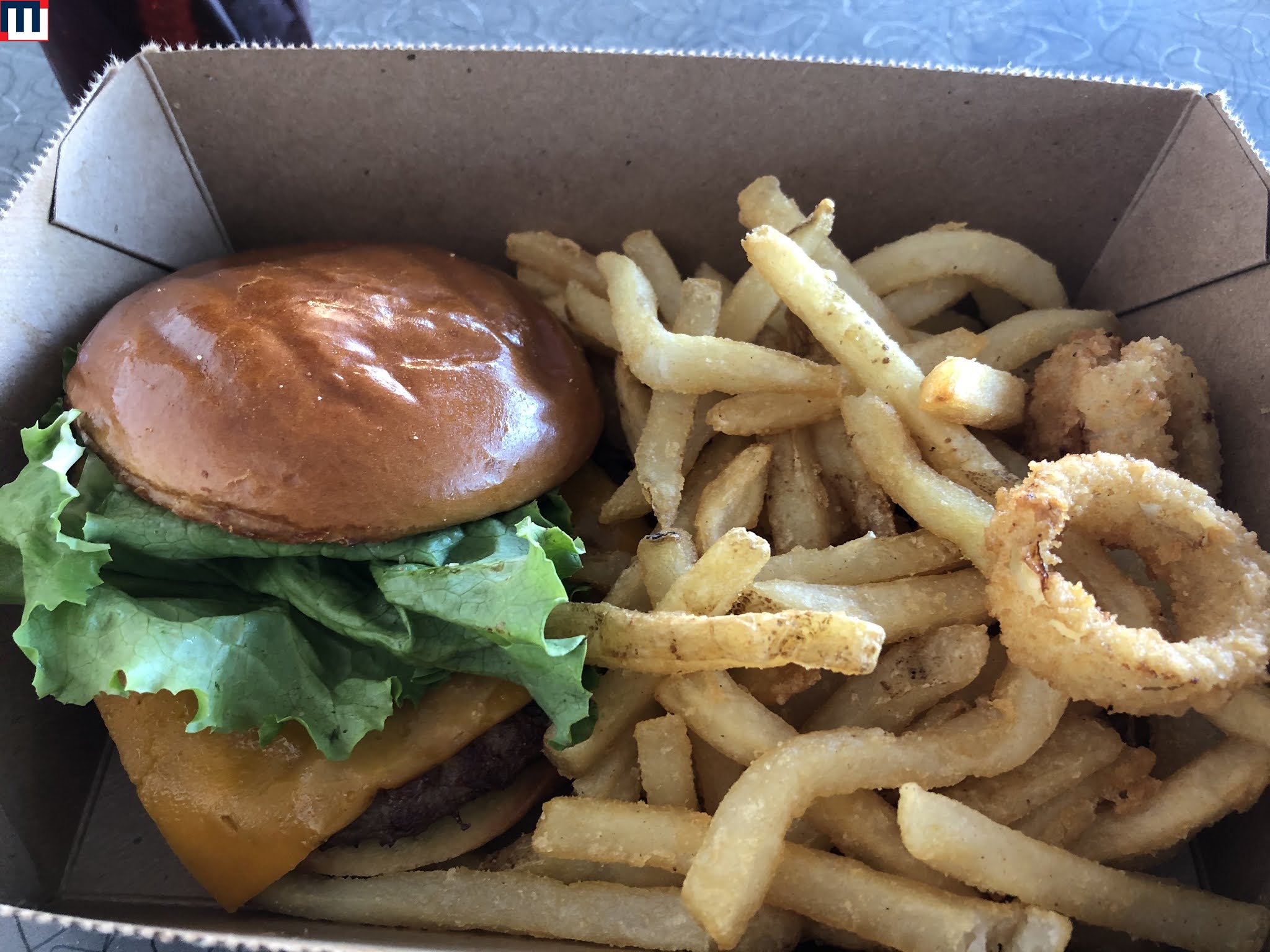 MidwestInfoGuide Season Dining Pass 2021 (Six Flags)