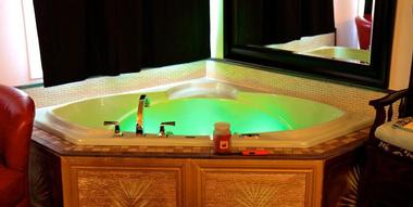 Echo Canyon Spa Resort