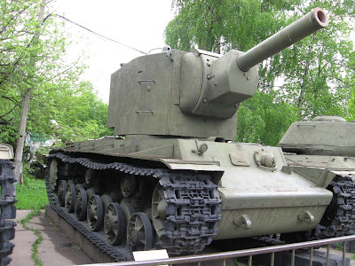 KV-2 (Ağır Tank - Rusya)
