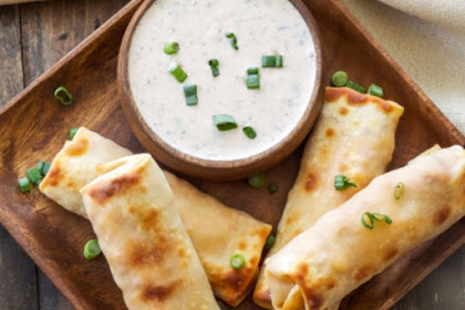 BAKED BBQ CHICKEN EGG ROLLS WITH BBQ RANCH DIPPING SAUCE