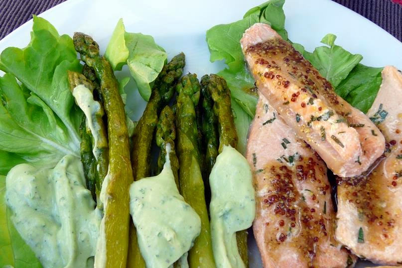 Kulinarische Welten zu Fisch- und Meeresfrucht: Lauwarm gebeizter ...