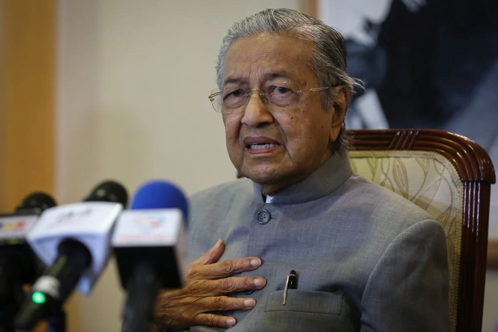 Mahathir-Mohamad-Minta-Maaf-dan-Siap-Dihukum-Usai-Akui-Langgar-Prokes