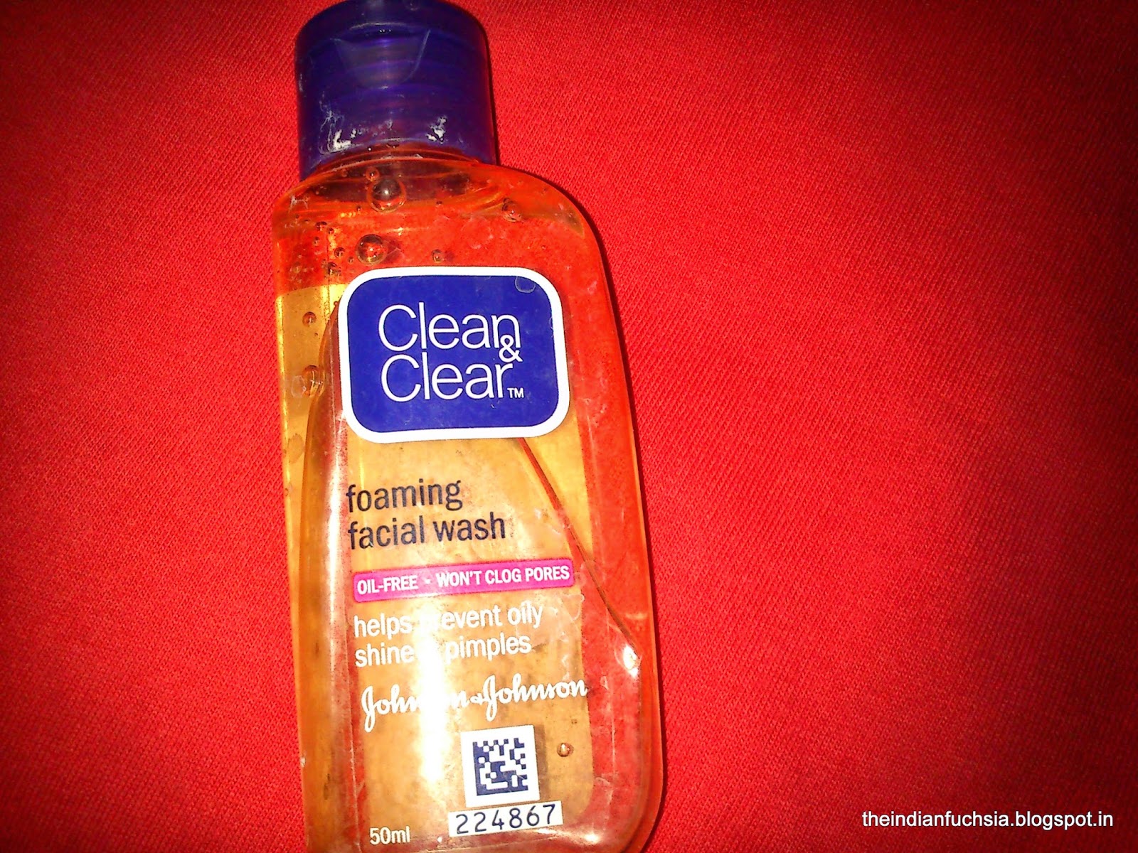 clean and clear small face wash price