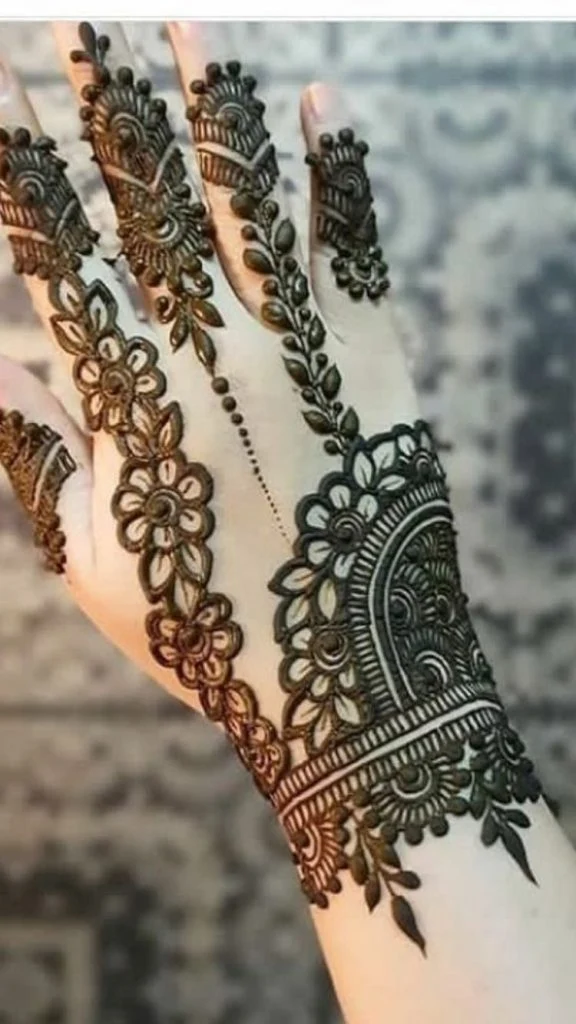 New Mehndi Designs – Beautiful Karwa Chauth Mehndi Designs # i138