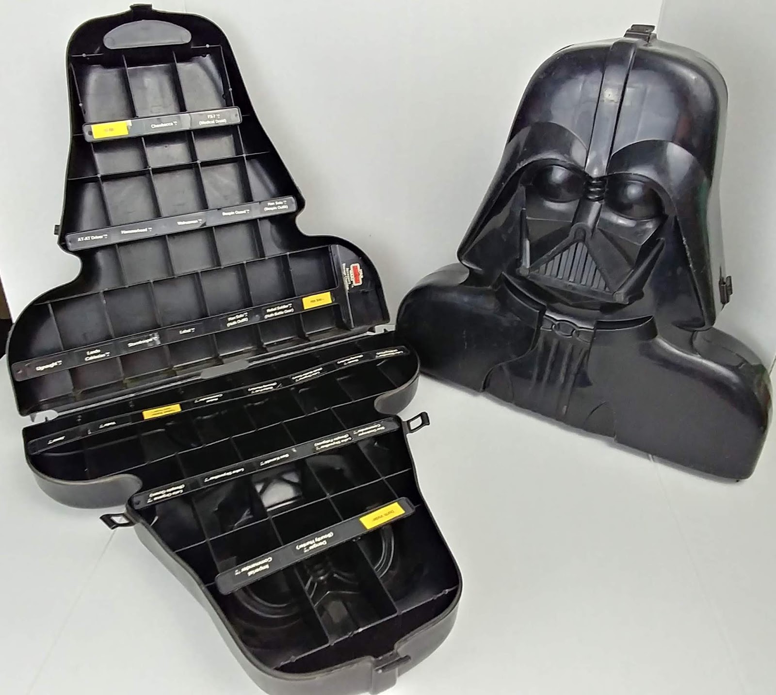 Star Wars Obsessed Vintage Darth Vader Collector's Case Star Wars Obsessed Vintage Darth Vader Collector's Case