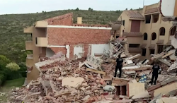 DERRUMBE DE UN EDIFICIO DE APARTAMENTOS EN PEÑÍSCOLA