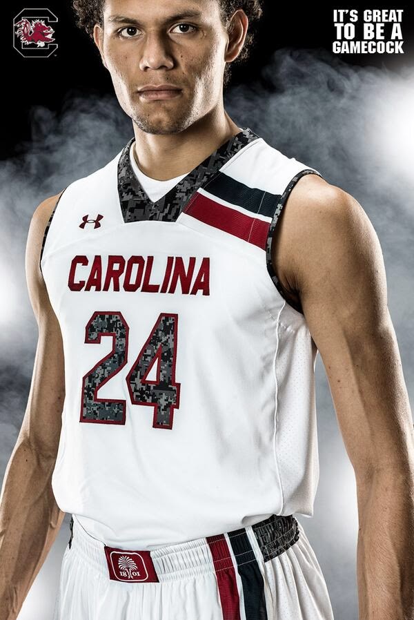 Deportes a lo latino Michael Carrera, un jugador con la alegría venezolana