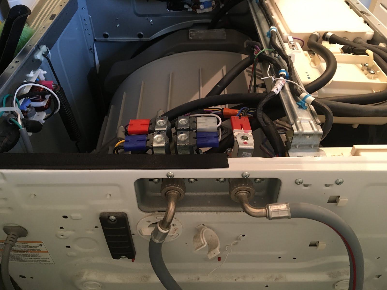 The Fat Guy Experience LG TROMM FRONT LOADING WASHER WATER LEVEL