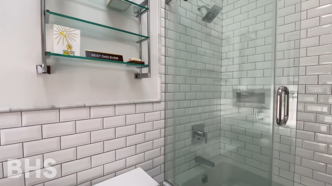 18 Photos vs. 75 Sterling St, Brooklyn Interior Design Luxury Townhouse Tour