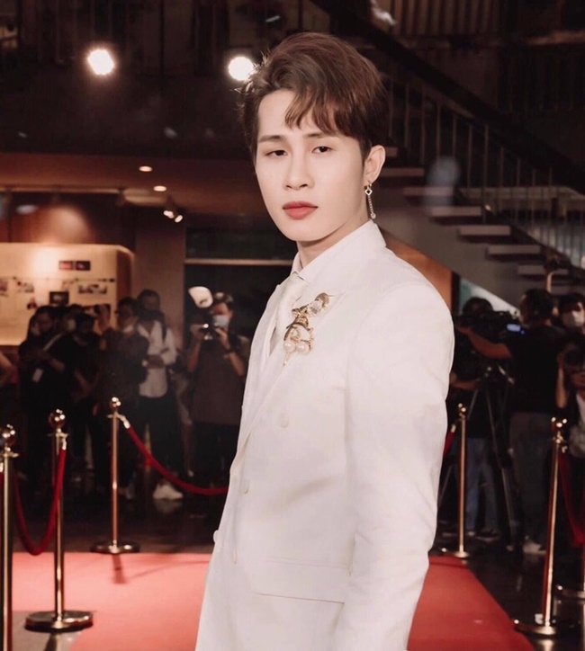 Jack lộ clip nóng