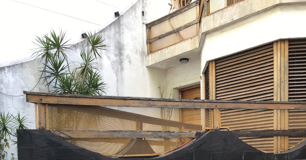 Perfect News Now Ship house or house ship?