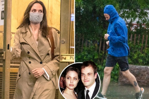 Angelina Jolie fue fotografiada visitando a su ex marido Jonathan Lee Miller con una botella de vino en Nueva York