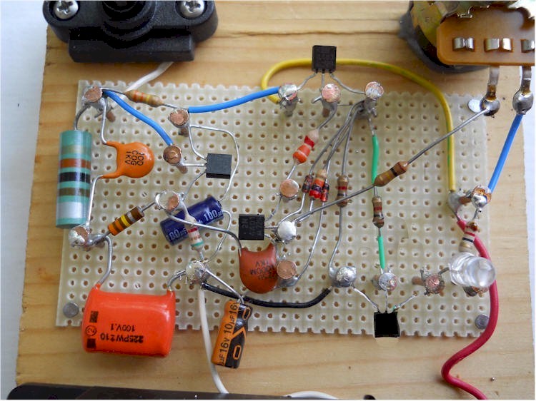 Amazing Lightning Detector Project for Beginners Super Circuit Diagram