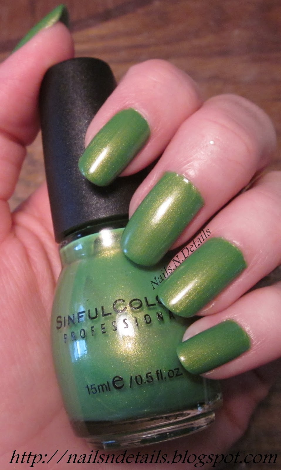 Nails.N.Details: 31 Day Challenge- Day 4: Green Nails