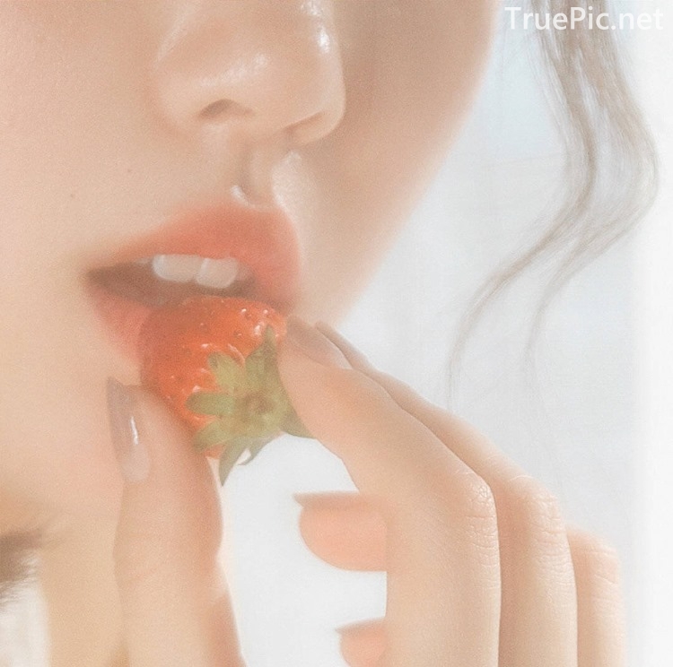 Chinese hot model - The strawberry girl in the dream - Picture 10