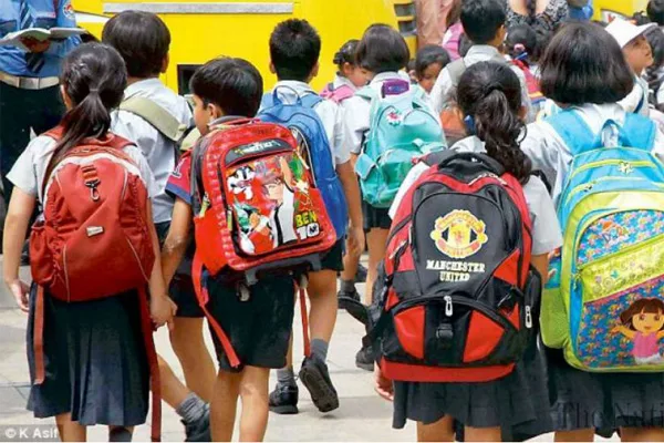 Collector announces holiday for educational Institutions in 5 districts, Thiruvananthapuram, News, Holidays, school, Rain, Education, Kerala