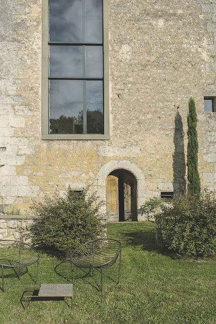 Restoration of an old stone house in France
