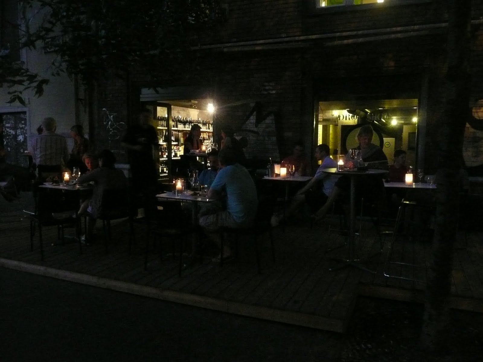 schillerwine Drop Shop Wine Bar in Budapest, Hungary