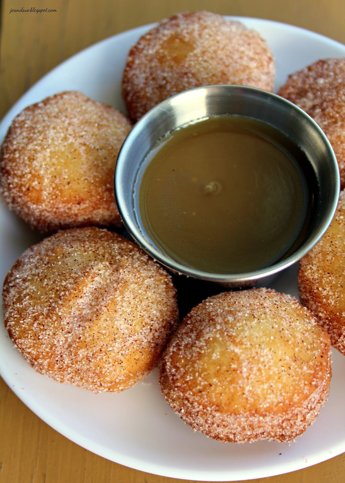 Jo and Sue Super Easy Cake Donut Holes