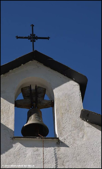 XOAN ARCO DA VELLA ERMIDA DE SAN BERNABÉ MARTÍN O INCIO