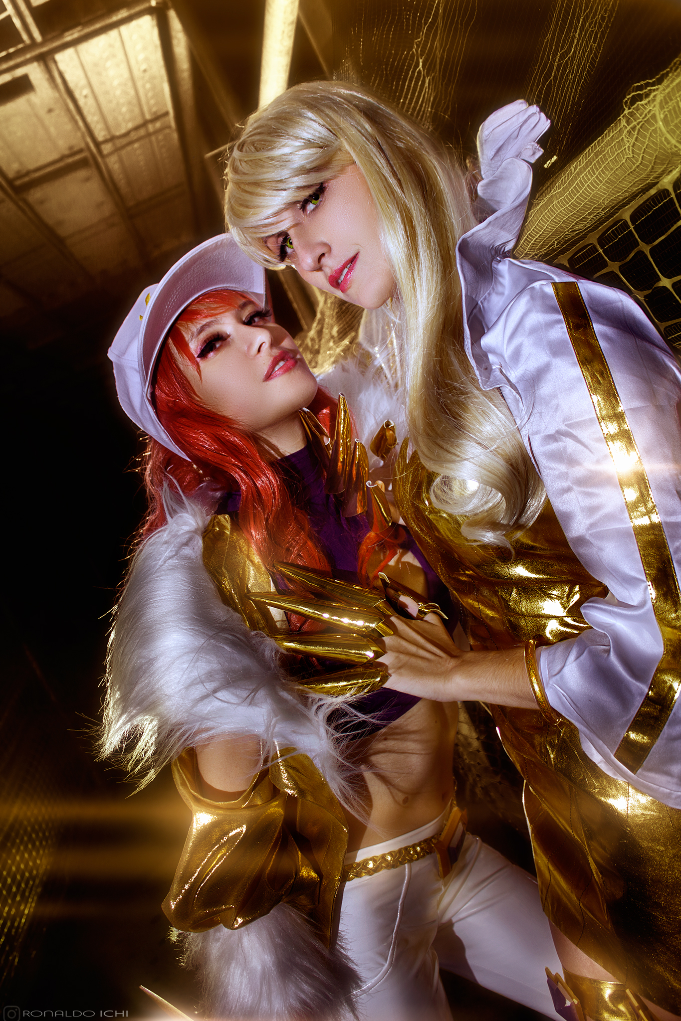 cosplay - Akali & Evelynn, KDA Prestige Edition - cosplayers Rach and Rizzy - photography by Ronaldo Ichi