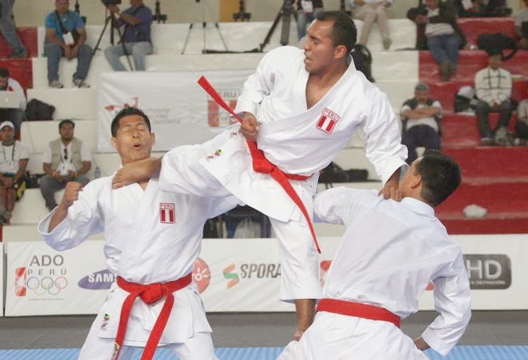 holaesungusto KARATE PERUANO CAMPEONA EN KATA POR EQUIPOS DAMAS Y