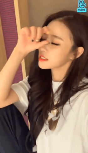 러블리즈 청순 이미주 V앱움짤