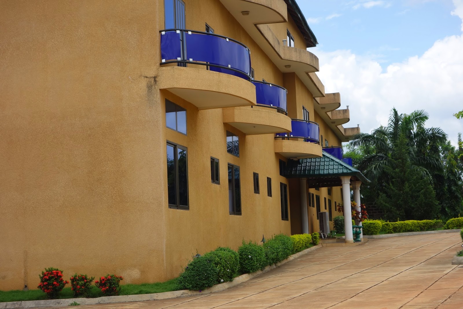 Bein' in Benin: Songhai Center, Porto Novo