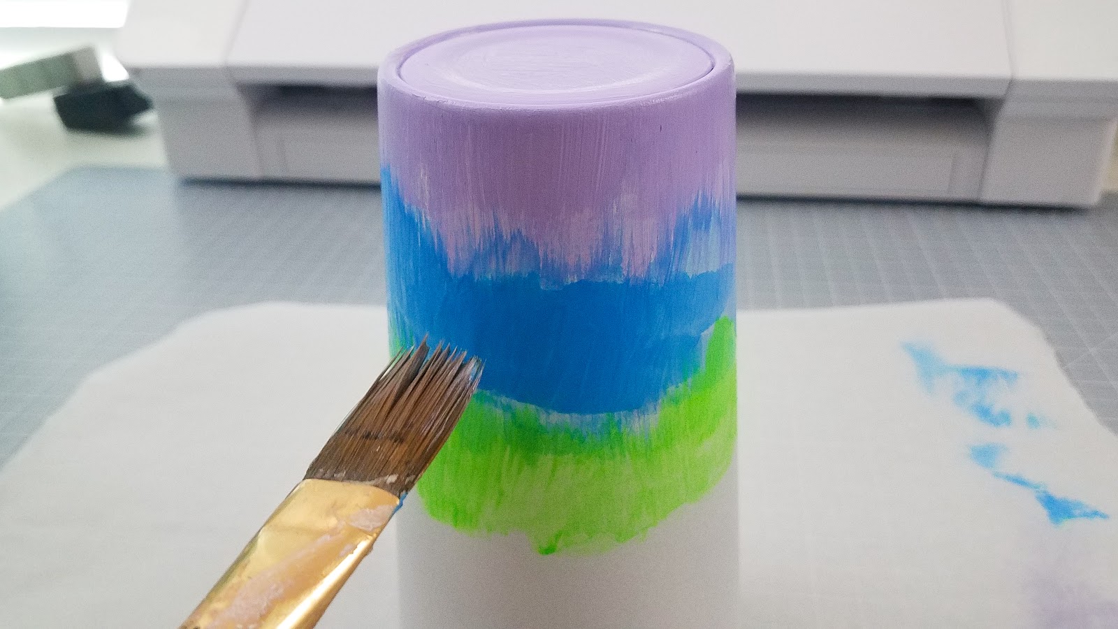 How to Make an Ombre Glitter Tumbler Silhouette School