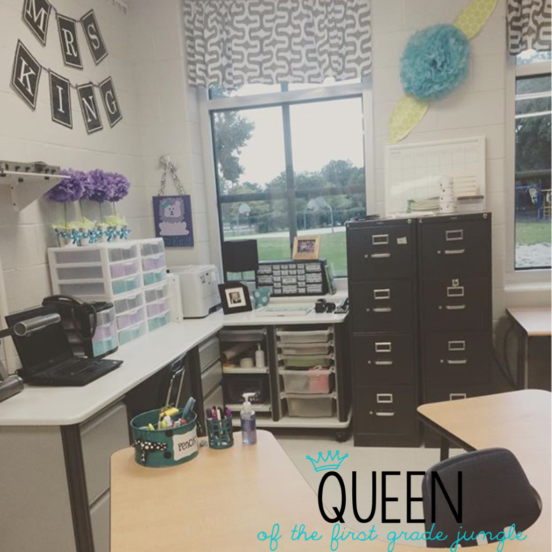 EyeCatching but Clean Bulletin Boards Queen of the First Grade Jungle