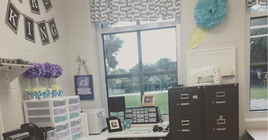 EyeCatching but Clean Bulletin Boards Queen of the First Grade Jungle