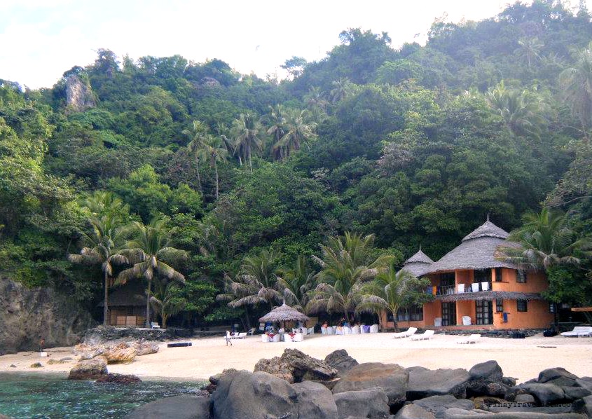 Apo Island Accommodation Guide Resorts Lodging Houses Apo Island Beach Resort