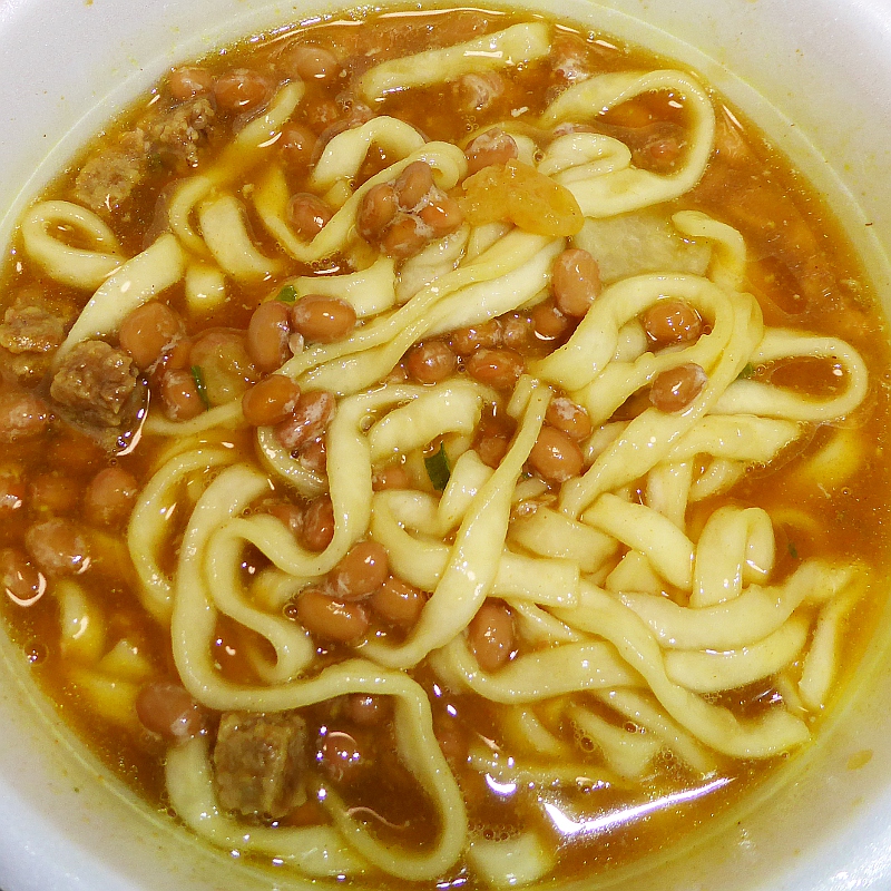 納豆にカレーうどん 日清のどん兵衛 旨だしカレーうどん 西