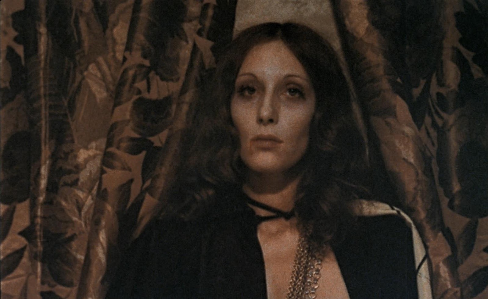 Антиквар дьявола ольга шивер. Дрожь вампиров / le frisson des vampires. Мод жюльен мать. Дрожь вампиров / le frisson des vampires (the shiver of the vampires). Дрожь вампиров (1971) изольда.