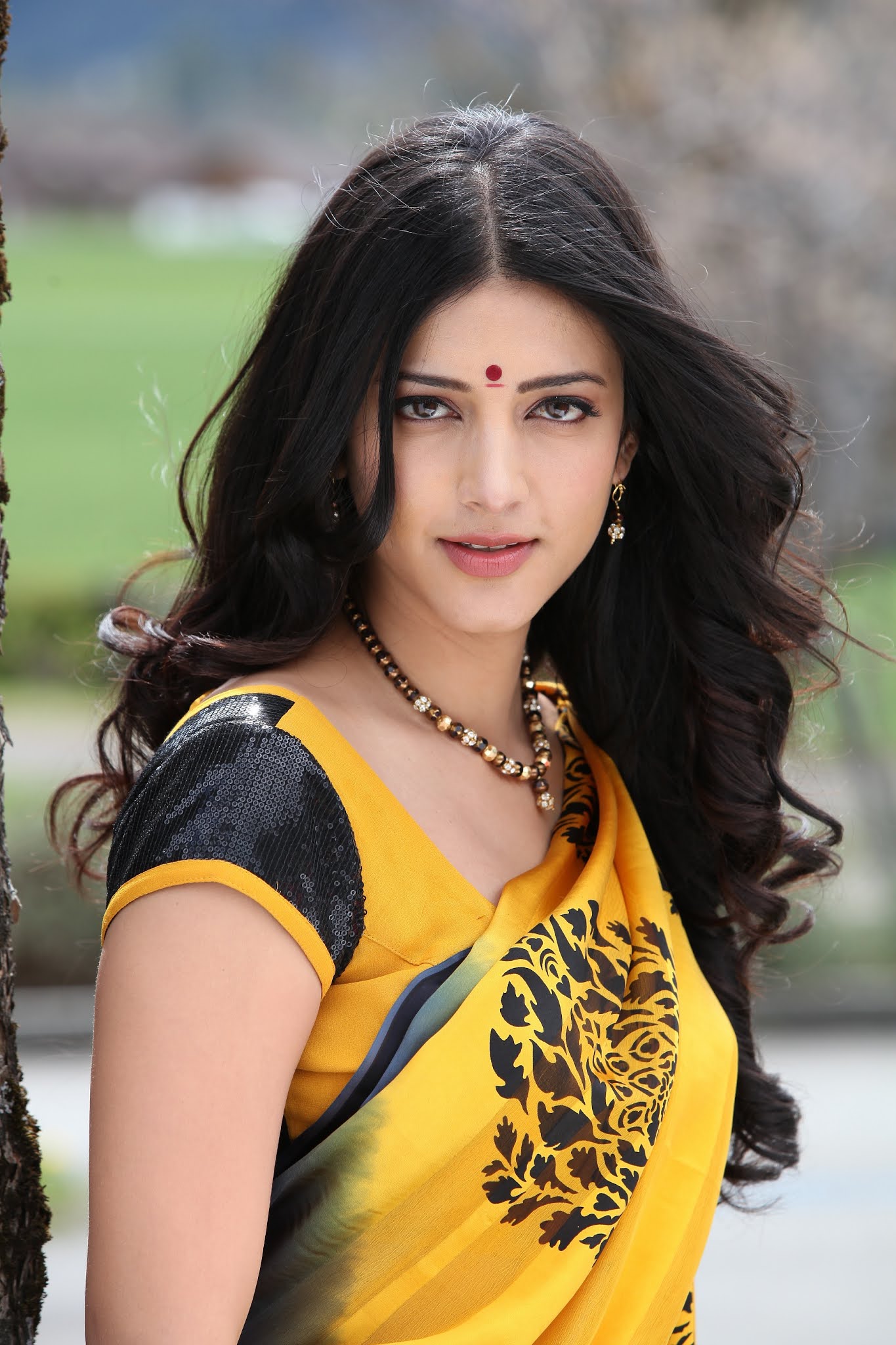 Shruthi Hassan In Gabbar Singh 123hdgallery