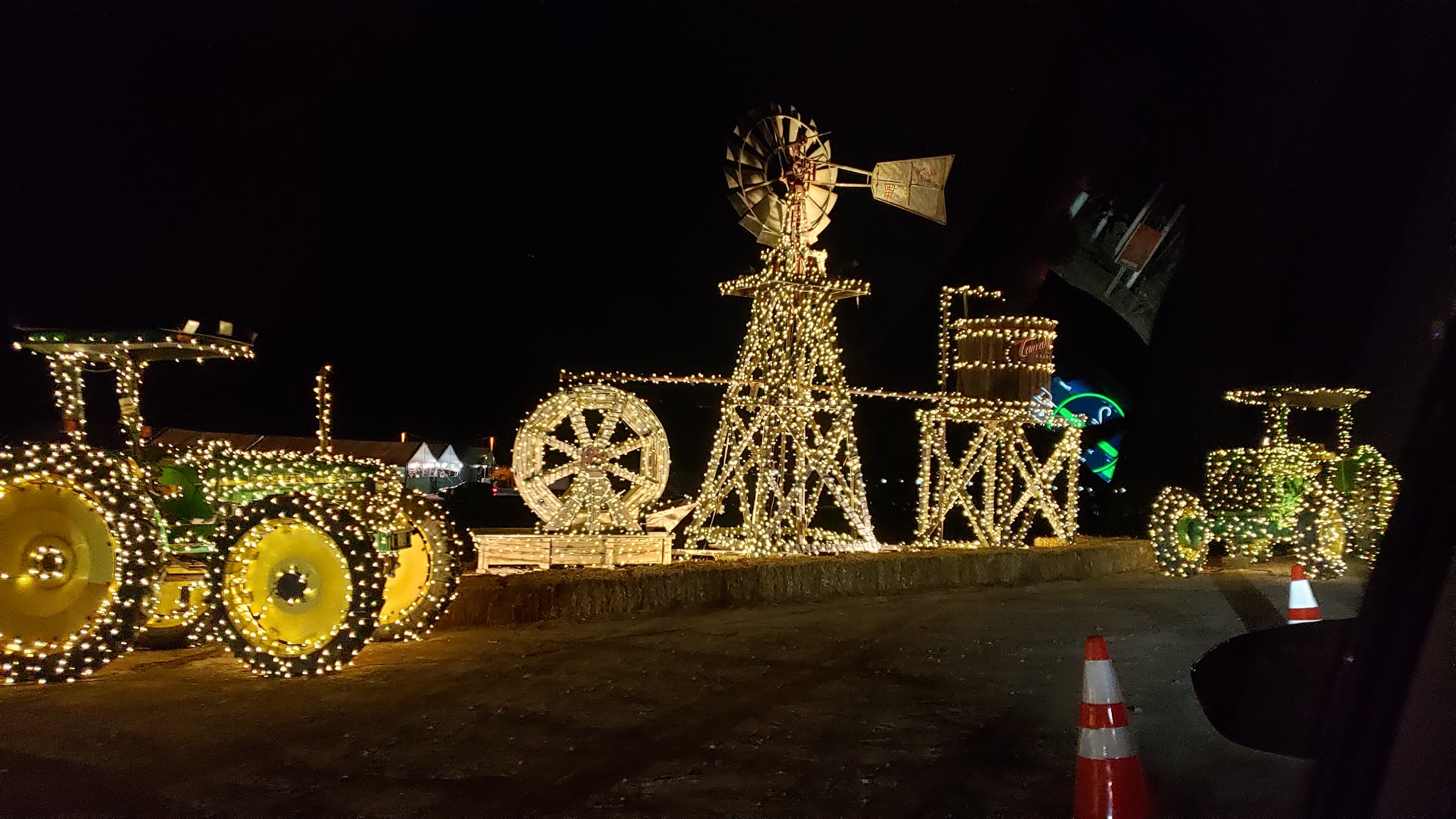 Life in the LinOhana Hikari Lights at Tanaka Farm
