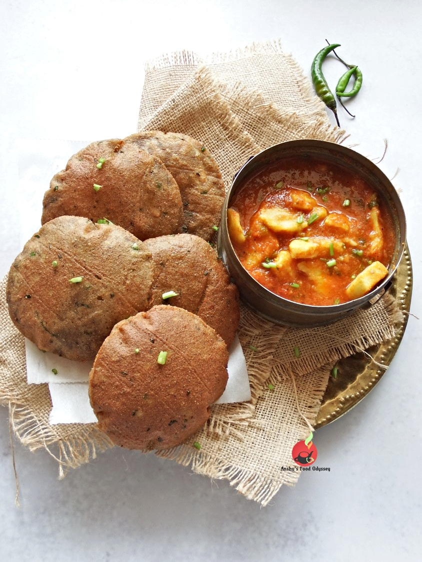Kuttu ke Atte aur Samak ke Chawal ki Masala Aloo Poori Navratri