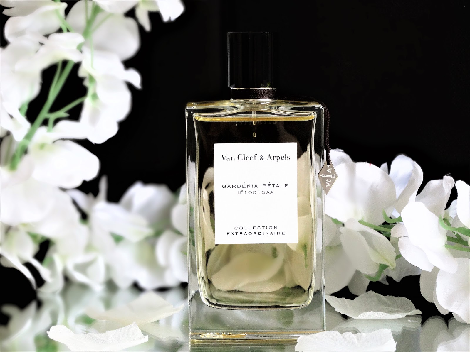 Ван клиф отзывы. Ван Клиф gardenia petale. Van Cleef Arpels gardenia petale. Van Cleef & Arpels collection extraordinaire gardenia petale EDP. Van Cleef & Arpels gardenia petale EDP 75ml.