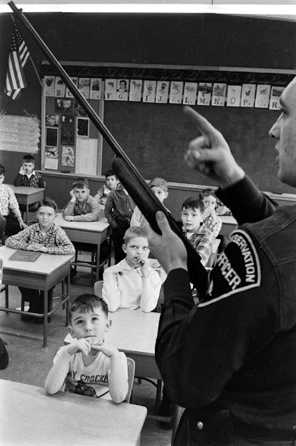 schoolkids-learning-firearm-safety-in-indiana-1956-3.jpg