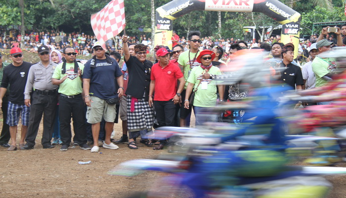 Tekan Balapan Liar, Pemuda Bali Bersatu Gelar Motorcross dan Grasstrack