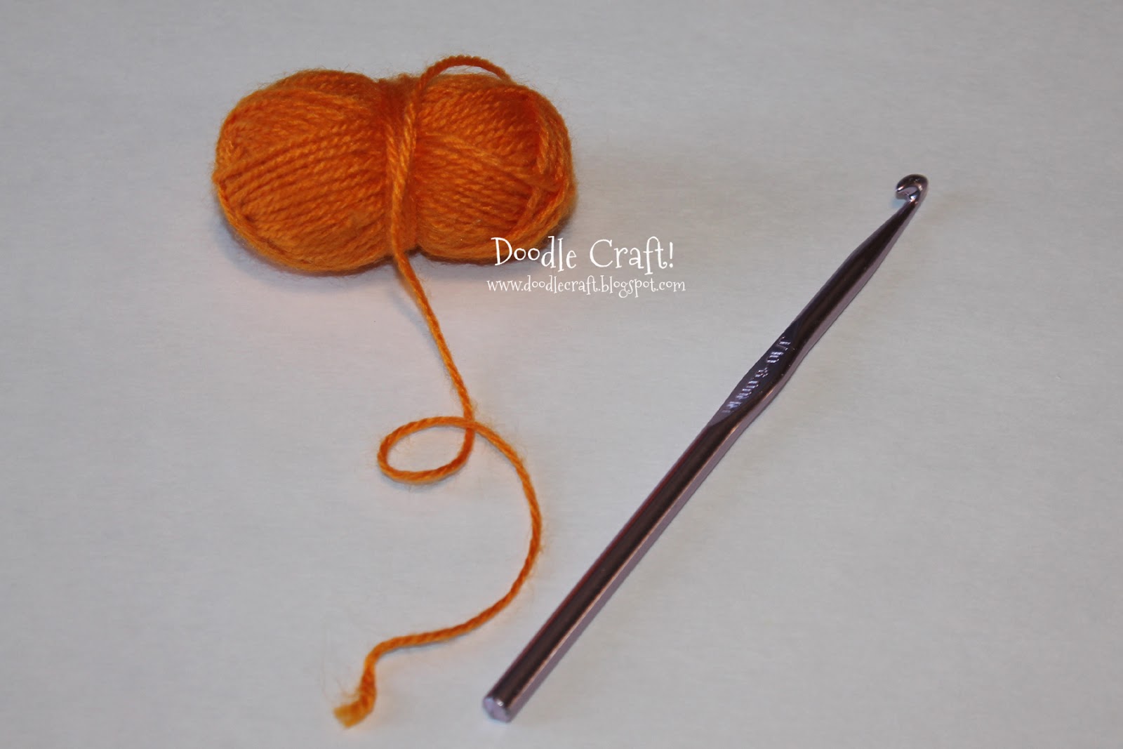 How to Thread Yarn Through a Needle