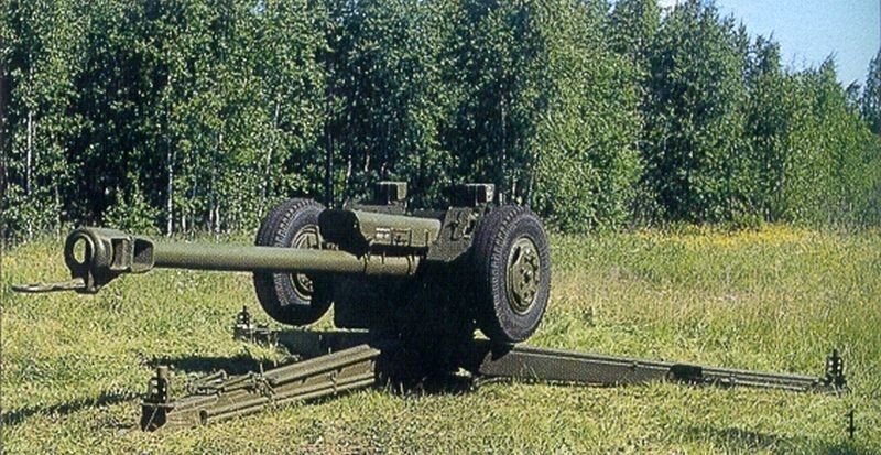 Д 30 видео. 122 Мм пушка д-30. 122-Мм гаубица д-30. 122-Мм гаубица (2а18) д-30. 122-Мм Советская гаубица д-30.