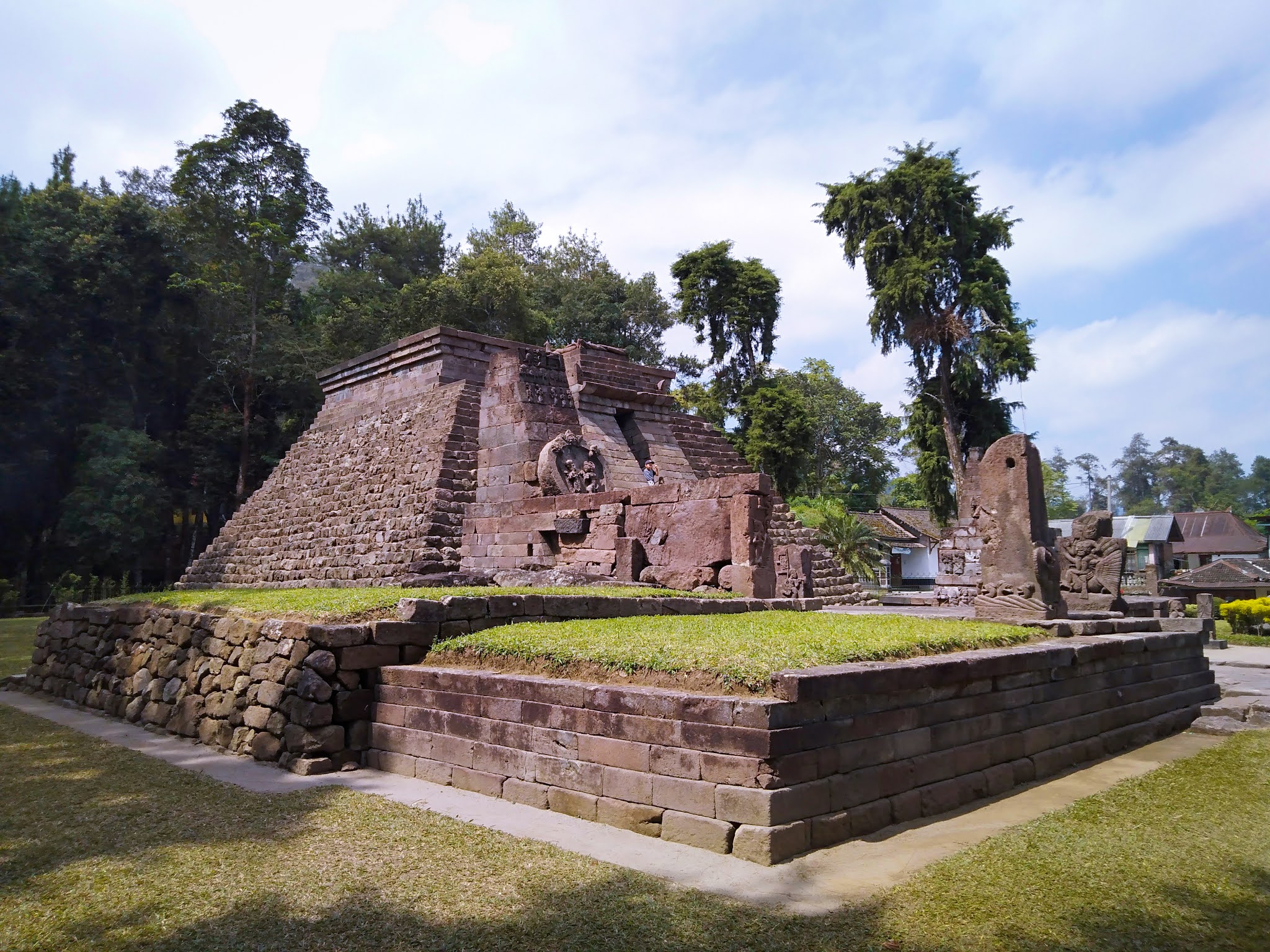 Candi Sukuh, The Last Temple Bernuansa Erotis di Jawa Tengah