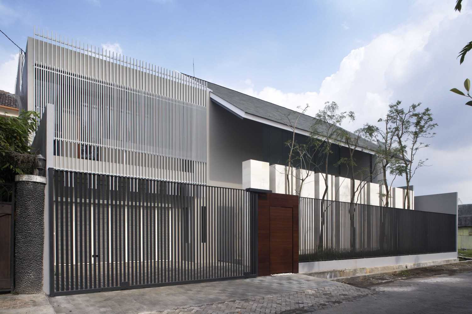 Desain Pagar Sederhana Rumah Minimalis Namun Mewah Jurnal Arsitektur Desain Pagar Sederhana Rumah Minimalis Namun Mewah Jurnal Arsitektur